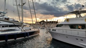 boat, cannes, historic center, france, port, port city, mediterranean, eve, cannes, cannes, cannes, cannes, cannes-1423438.jpg